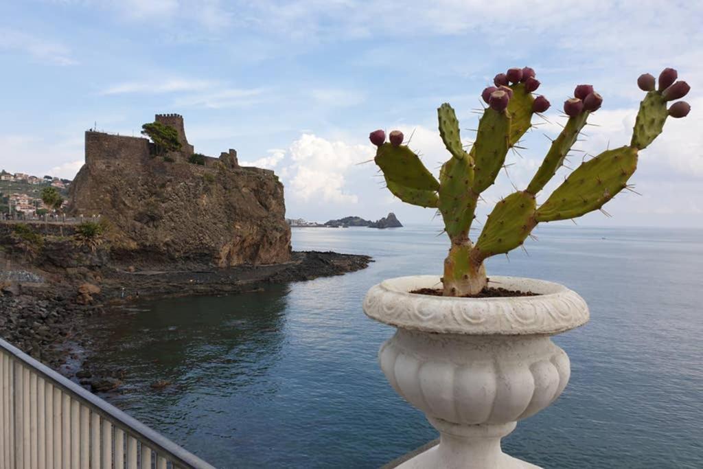 Casa Alessia Aci Castello Exterior foto